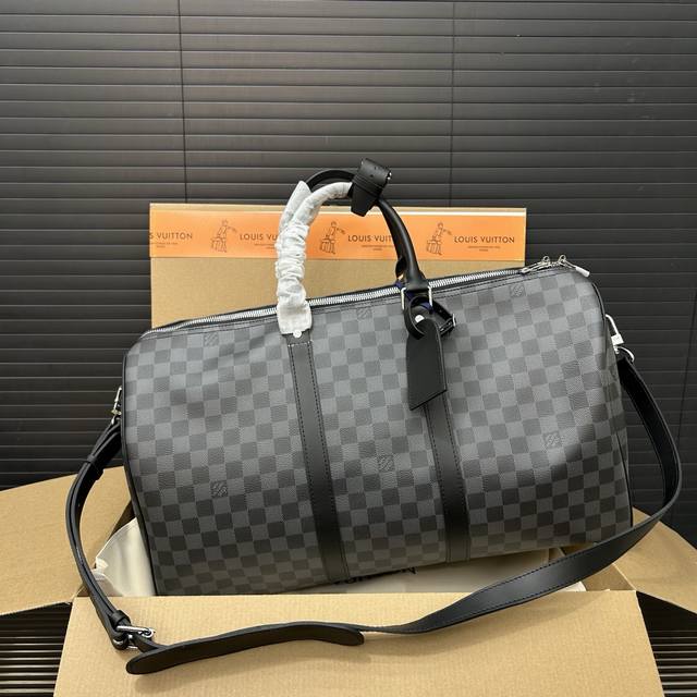 Louisvuitton 路易威登 原版动态芯片 对花 Keepall 50 原版皮旅行袋 单肩斜挎手提包袋 男女通用机场包 实物拍摄 规格 50 Cm