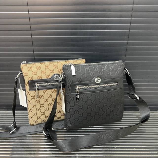 Gucci 古奇 牛仔布斜挎包 男女通用单肩包 经典百搭 实物拍摄 原厂原版面料 配送防尘袋 22 X 24Cm