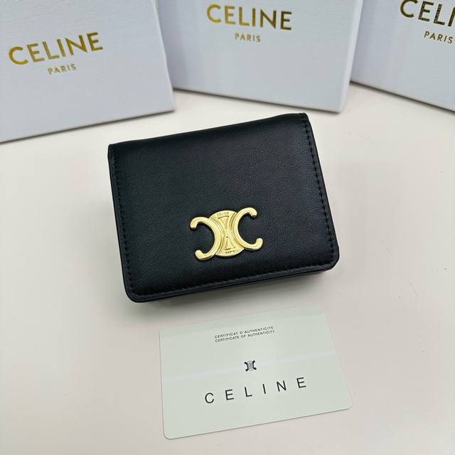 Celine 3510颜色 老花尺寸 11*9*3 celine官网最新款 短式钱包非常炫美的一个系列 专柜同步 采用头层牛皮 精致时尚