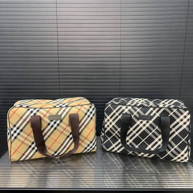 Burberry 巴宝莉 男士包 印花旅行袋 机场包 手提袋 经典百搭 实物拍摄 原厂原版面料 高端品质 配送防尘袋 40 X 25 Cm
