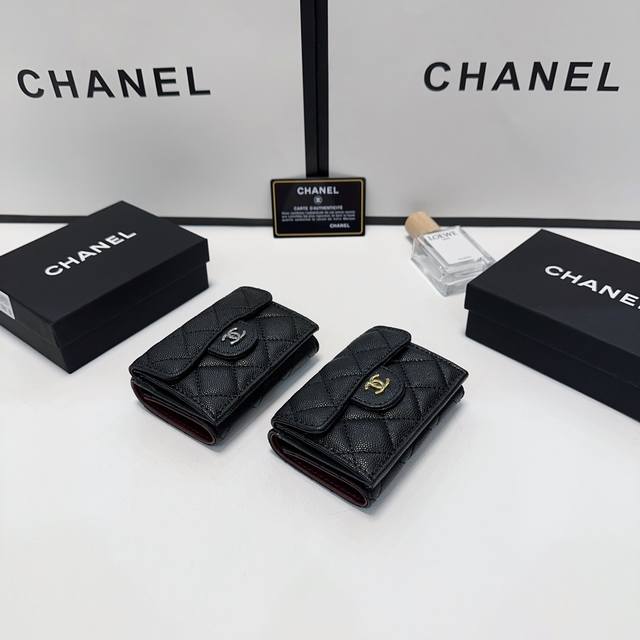 颜色 黑金 黑银尺寸 10X7香奈儿新款两用钱包卡包 做工精细 小巧实用 多功能必备款