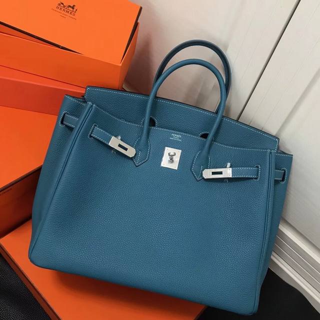 头层牛皮 3个尺寸 - - Herm-Birkin银扣 皮料升级进口头层牛皮 Hermes Birkin 是爱马第五任总裁Jean Louis Dumas 为法