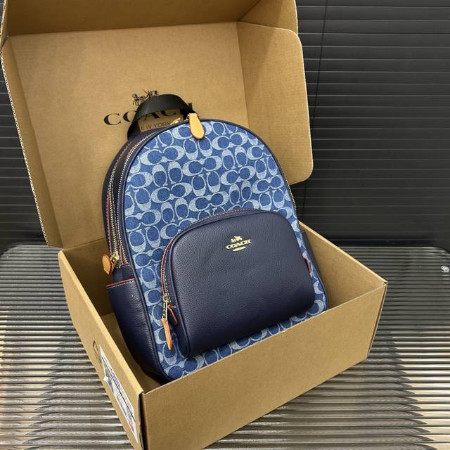 Coach 蔻驰 court28 标志印花双肩包 背包 电脑包 经典Logo搭配原厂工艺材质 休闲百搭 实物拍摄 原厂原版面料 配送防尘袋 28 X 32 Cm