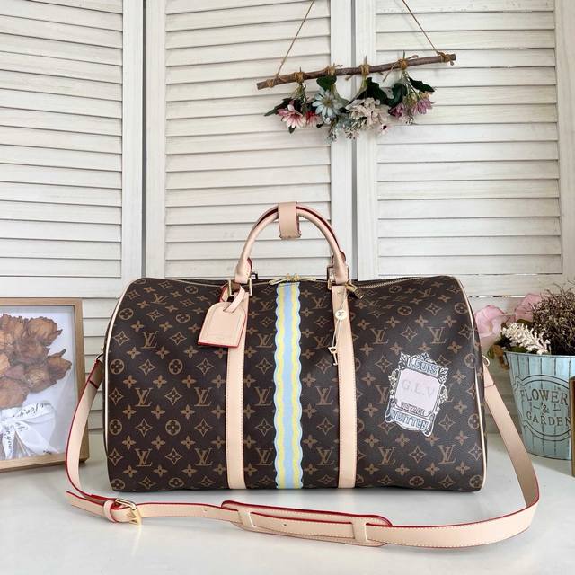 路易威登 M23174 旅行袋系列 Keepall Bandouli Re 50 旅行袋 黑三彩 本款 Aly Keepall Bandouli Re 50 旅