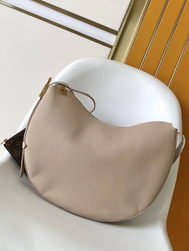 M14417黑色 M14642棕色 M14645灰色 顶级原单 动态163 路易威登推出 Low Key Cookie 中号手袋 以典雅设计彰显品牌传承和精湛匠