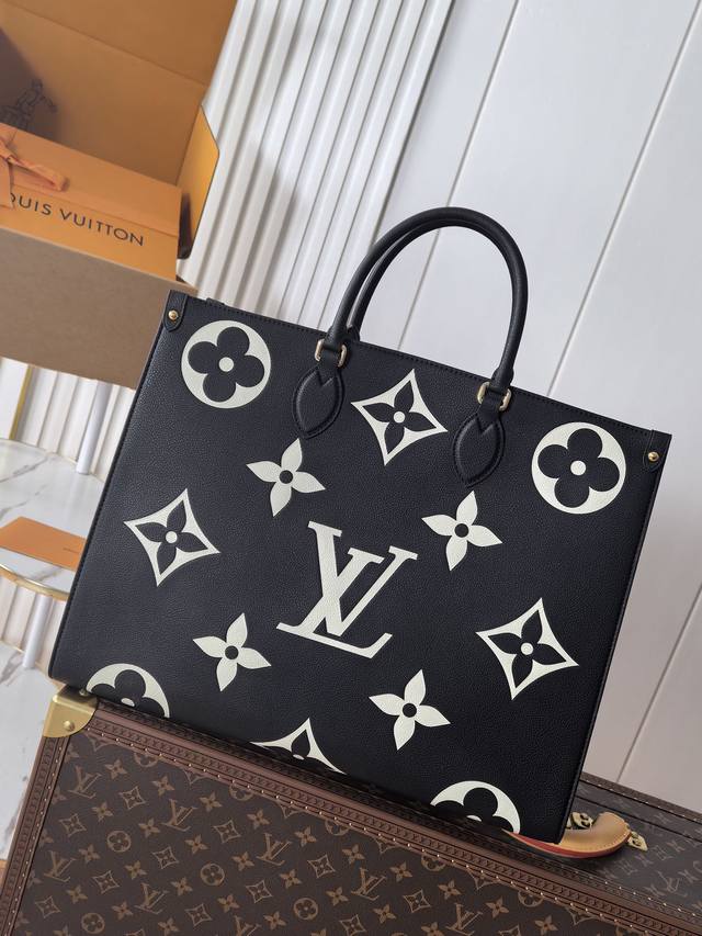 动态芯片163C01 顶级原单 M45945 M44925 本款 Onthego 手袋为 Monogram Empreinte 皮革压印大号 Monogram