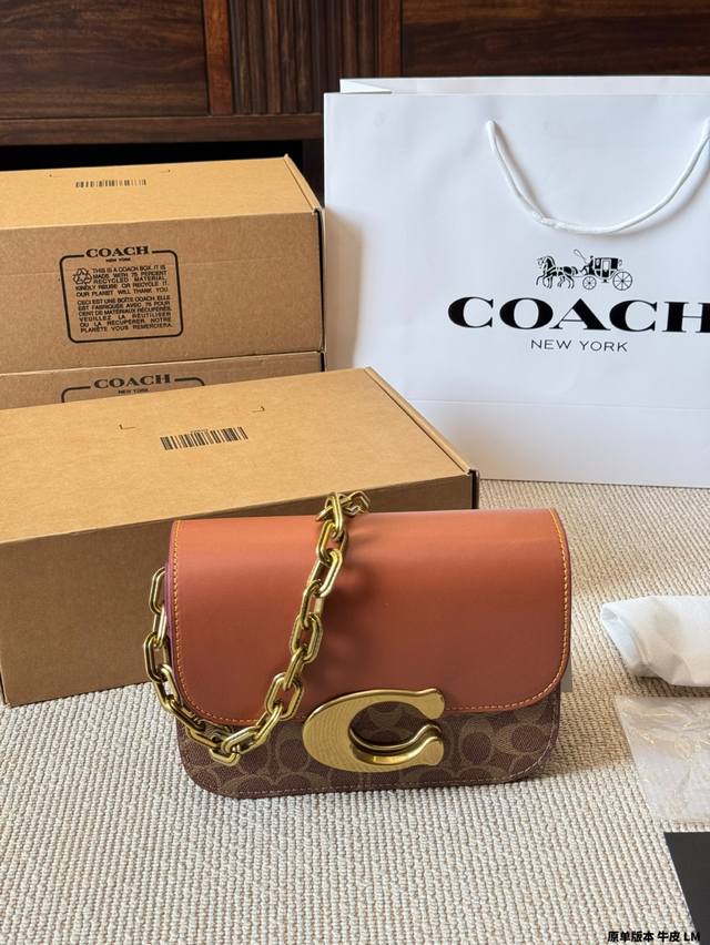 原单版本 牛皮 coach 新款Idol coach 10 9月新款王炸 Idol来啦 皮质搭配金属C 金属链条 8质感满满 一款有质感的包包会使最基础的 Lo