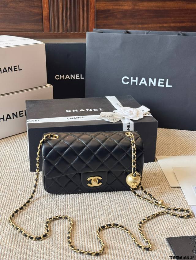 顶级原单 羊皮 chanel 小羊皮香奶奶 金球方胖子 new Arrival 最美金球方胖子人间香奈儿 白富美小姐姐必备款 单独夸最让人挪不开眼 就是小金球了 顶级原单 羊皮 chanel 小羊皮香奶奶 金球方胖子 new Arrival 最美金球方胖子人间香奈儿 白富美小姐姐必备款 单独夸最让人挪不开眼 就是小金球了
