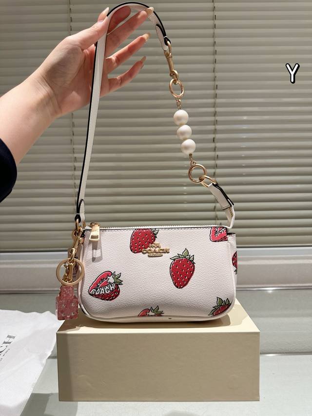 牛皮版本 配挂件 Coach Nolita19麻将包 coach蔻驰专柜新款Swinger Bag单肩腋下包斜挎包 Coach新款 蔻驰原单月牙包麻将包 Ykk