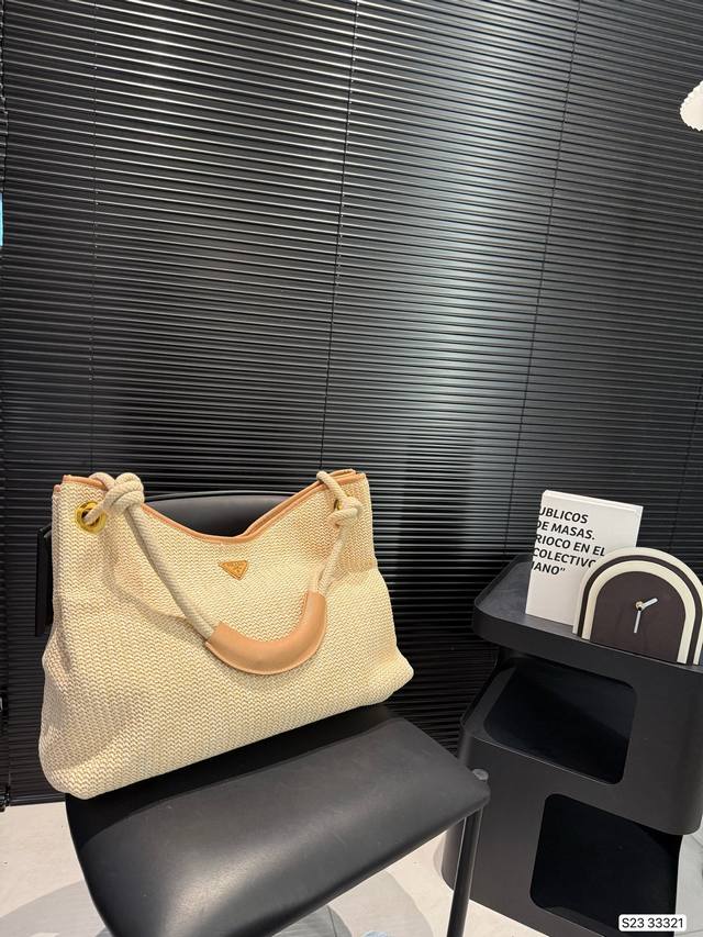 普拉达编织购物袋 prada普拉达托特包 24新品三角标 简约风格 大方随意 尼龙材质 轻便出行 自重很轻 大容量 尺寸48 36 货号33321