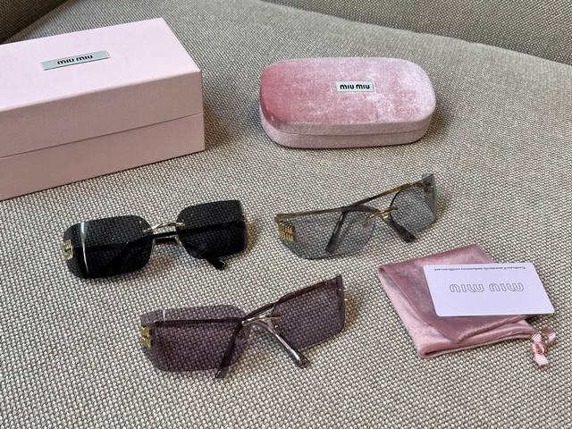 miu家眼镜 配盒子