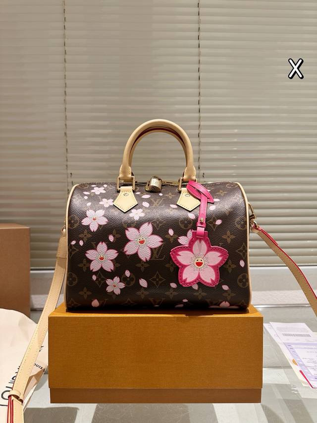 牛皮版本 lv Speedy枕头包 村上隆樱花系列 Lv Speedy 30Cm枕头包 无论版型 内里和专柜毫无差别 真正原版复刻 内里可拆卸 火遍全球的爆款机