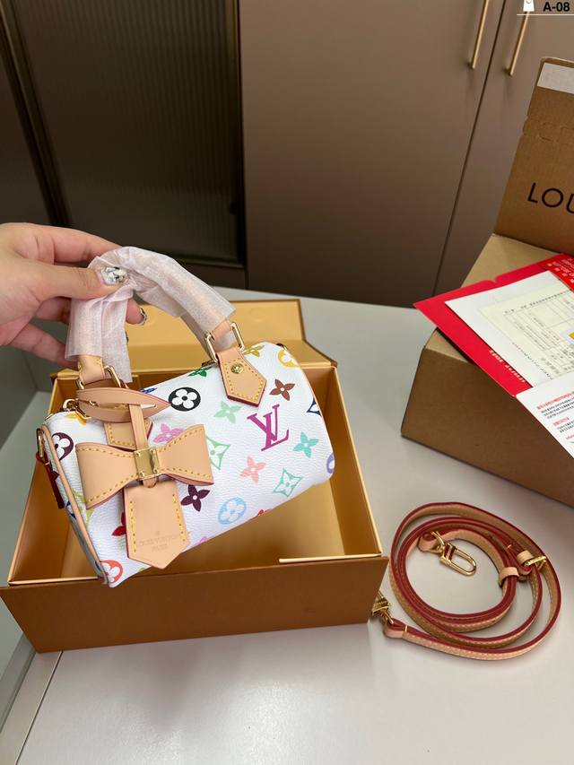 芯片版本 lv枕头包 经典系列 时尚百搭 颜值高 日常出街首选 a-08尺寸16 11折叠盒飞机盒