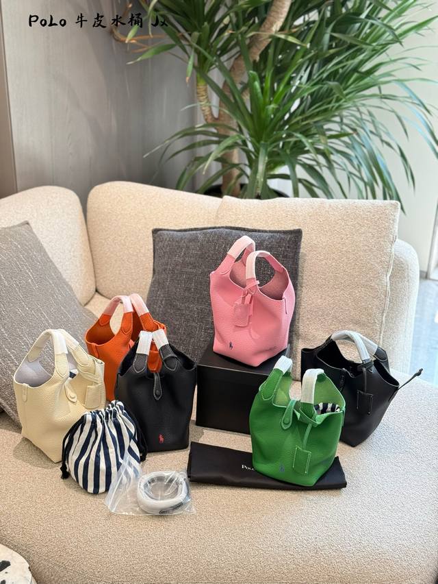 超美 ralph Lauren家的 菜篮子 定价很美丽 来自polo Ralph Lauren春季系列的新款托特 配色与尺寸多到选择困难.. 小号额外配有一根可