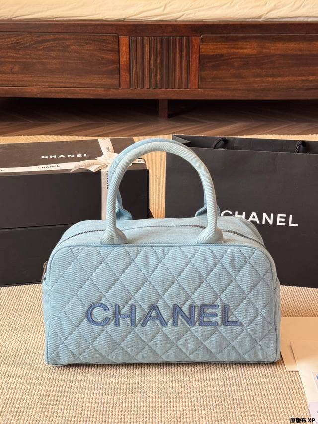 原版布 Chanel 保龄球单肩包 上身满满的惊喜 高级慵懒又随性 彻底心动的一只 size 35 20Cm