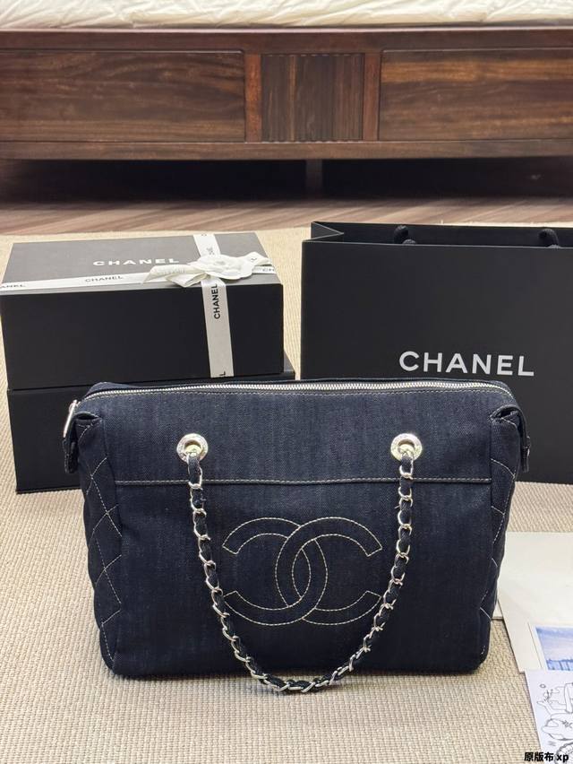 原版布 Chanel 单肩包 慵懒随性又好背 上身满满的惊喜 高级慵懒又随性 彻底心动的一只 size 30 25Cm