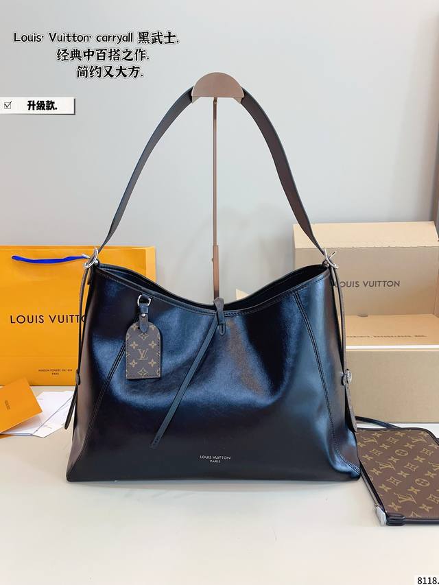 配礼盒. lv Carryall黑武士 这款包真的太有味道了 浓浓的复古风情 Vintage 的精髓体现的淋漓尽致 灵感源自档案馆的复古细节 尤其值得称道的莫过