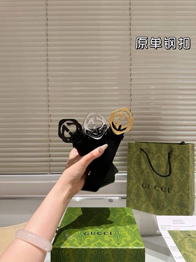 钢扣 高版本 腰带 Gucci牛皮皮带 热门款 男女通用皮带里面最火的版本啦 质量很好 全套包装 五金绝对不褪色 皮带头和专柜一样的哦 配礼盒手提袋发票