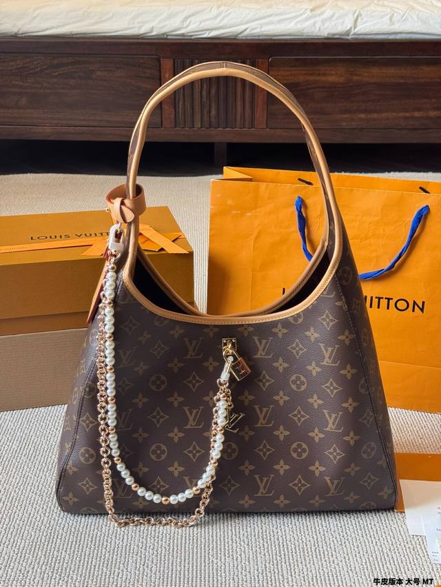 牛皮版本 大号 the Drop手拎Lv新包 the Drop小号手袋 超复古 很适合夏天腋下背 绝对的奢华松弛感 点燃这个夏天 尺寸38 25Cm 牛皮版本 大号 the Drop手拎Lv新包 the Drop小号手袋 超复古 很适合夏天腋下背 绝对的奢华松弛感 点燃这个夏天 尺寸38 25Cm