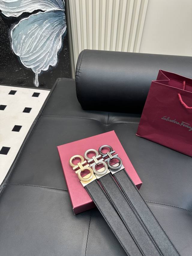 升级版 菲拉格慕 高版本 腰带 嘿哈 原单牛皮皮带 热门款 皮带里面最火的啦 质量很好 全套包装 五金绝对不褪色 皮带头和专柜一样的哦 配礼盒手提袋发票