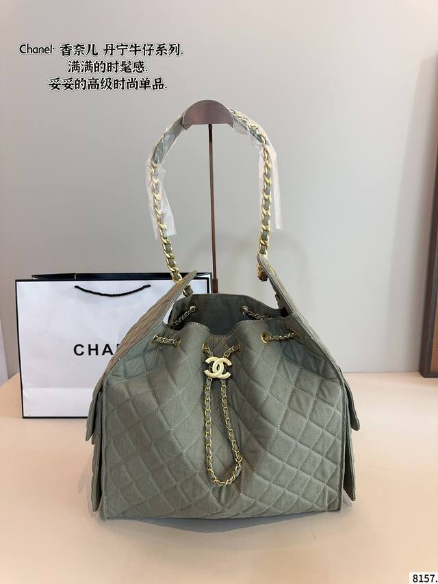 Chanel 香奈儿Hobo 新款流浪包 百搭经典 精致的一只 真的超级无敌巨可爱 仙气满满 小姐姐日常必入款尺寸 34*14*32Cm