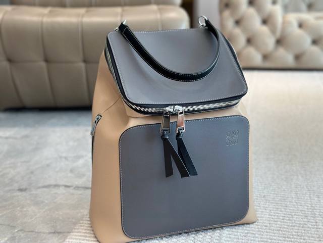 原单 loewe Goya Small Backpack 罗意威新款男士双肩包 男款背包 超热门背囊Goya系列双肩书包 背包全新做法 更为人性化定制小牛皮纺织