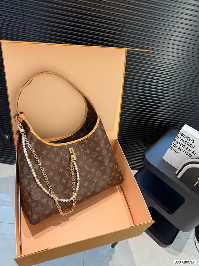 大号 配折叠盒子 春夏出街绝配 Lv新款 The Drop手袋灵感来源于Flower Hobo 手袋 经典老花搭配锁头点缀 小巧精致又复古优雅容量超大 通勤旅游