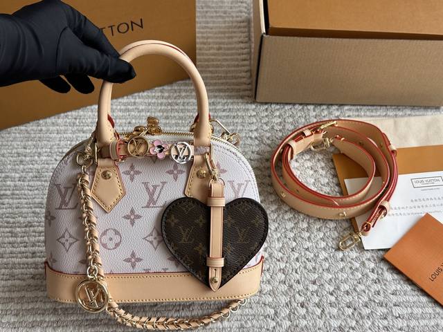 配盒 size 25*18Cm l家 Alma贝壳包 内敛 深沉 有味道 这款百搭的经典手袋 依然很受现代的青睐