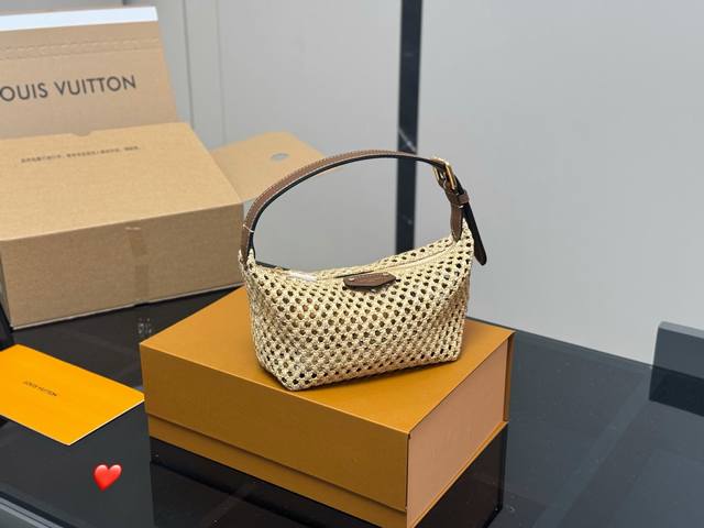 lv超好看的包 夏天的快乐 resort系列的到来 最适合夏天的包 尺寸:20.11Cm