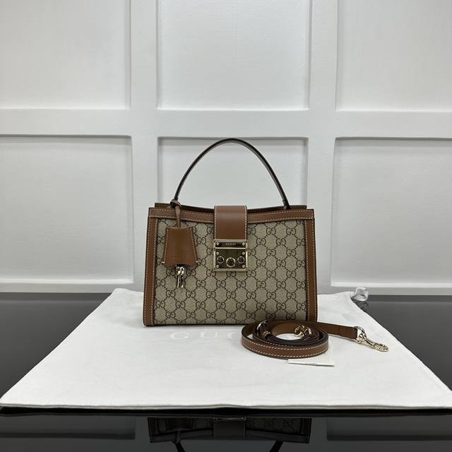 新品 Gucci新款！专柜品质，顶级原单、原厂皮、原厂五金，实物实拍 838992杏棕 尺寸：W25.5Xh17.5Xd10Cm，