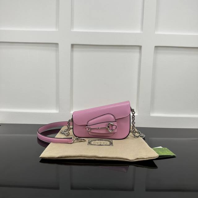 Gucci新款专柜品质，顶级原单货 原厂皮，实物实拍，款号：774209粉色 尺寸：W19.5Xh8-12.5Xd3-6Cm，