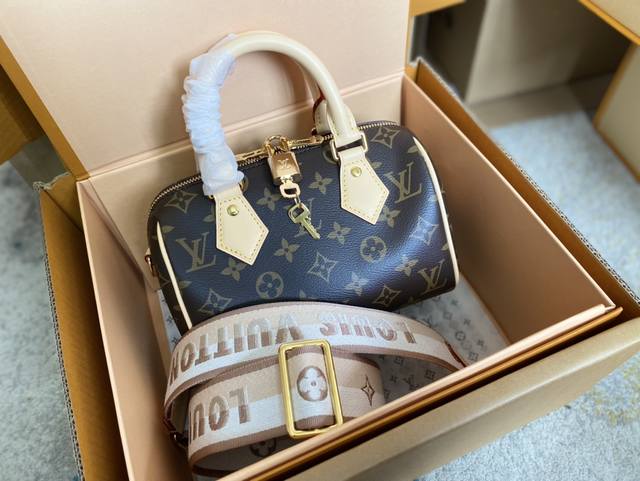 M46222 Mb免税版本 菱形格纹 支持Nxp芯片感应 变码芯片本款 Speedy BandoulièRe 20 手袋采选 Monogram 帆布、牛皮革饰边