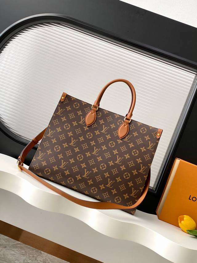 动态163C芯片 顶级原单加强版 Onthego Organizer 手袋 M14235 本款 Organizer Xph手袋出自 Onthego 系列，为 M