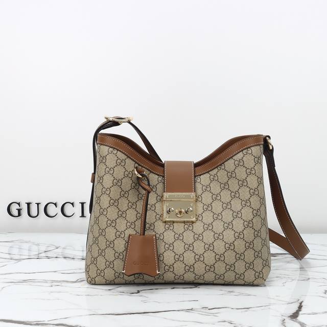 专柜品质,原厂皮,款号839021杏棕尺寸:宽29X高23.5X侧宽15.5。现货出货! 专柜品质,原厂皮,款号839021杏棕尺寸:宽29X高23.5X侧宽15.5。现货出货!