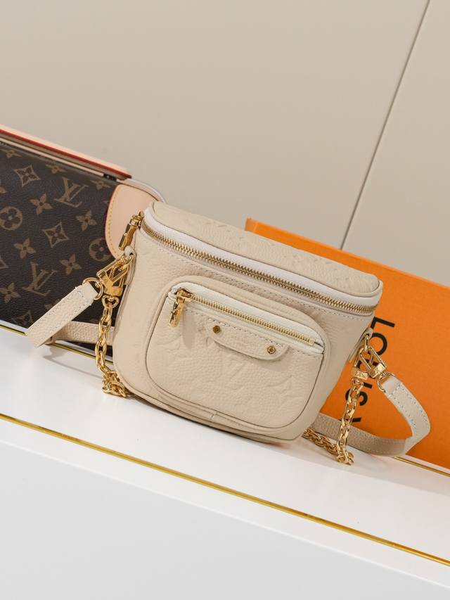 动态163C01芯片 M83275米白 顶级原单 独家背景实拍 本款 Mini Bumbag 手袋以 Monogram Empreinte 软粒面皮革呈现 Mo