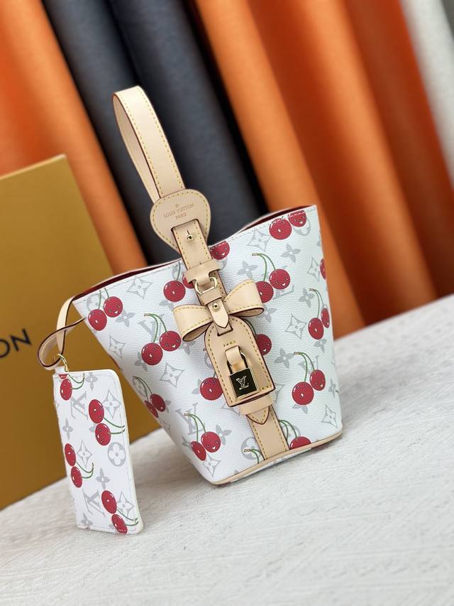 升级版 白花樱桃 12925老花-13045杏印-13480黑压-14356粉-13089彩，组合图 All In Bb系列 包型本身内置子母袋 双重包型多变