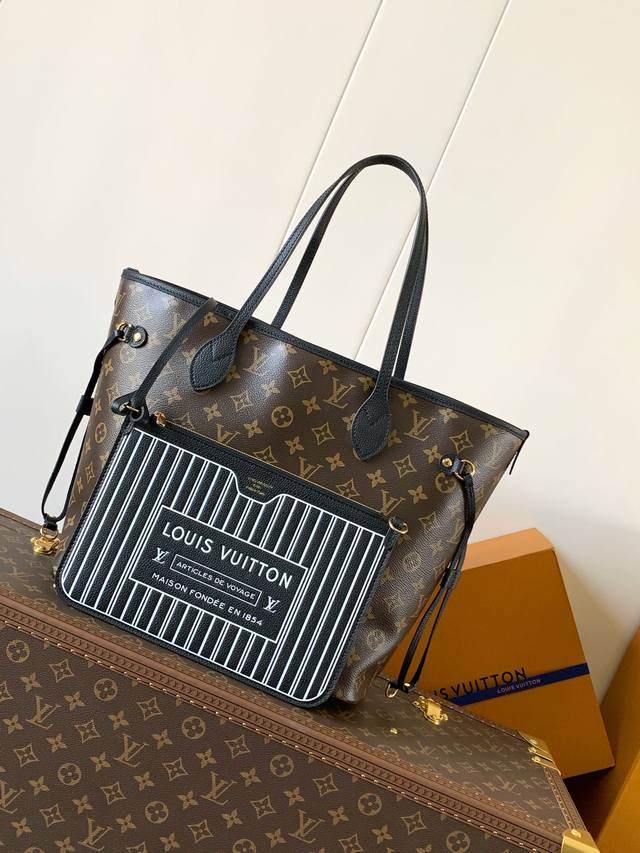 顶级原单，变码芯片 M11946黑色 M12061棕色 Neverfull Inside Out 中号手袋以 Monogram 帆布与粒面皮革演绎崭新双面设计，
