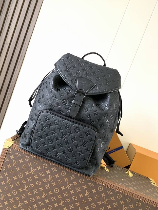 M23127黑压 头层皮 顶级原单 变码芯片163C 本款 Montsouris 双肩包为 Monogram Eclipse 帆布搭配牛皮革饰边，通过抽绳和磁扣