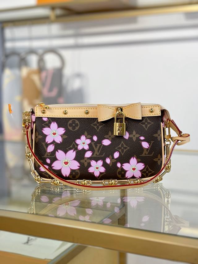 免税 163C芯片版原厂皮 X Tm Pochette Accessoires 手袋 型号：M13666 材料：A级全钢五金，进口原厂面料 包装：全套原厂免税M