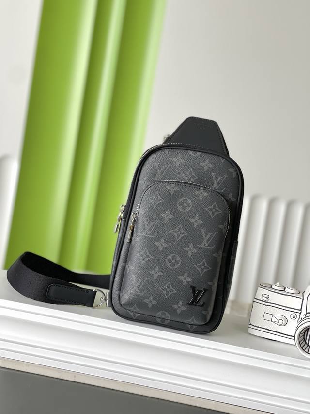 正品级 M47137 30×16×5.7 Auenue 黑花胸包 顶级原单 变码芯片 正品级 M47137 30×16×5.7 Auenue 黑花胸包 顶级原单 变码芯片