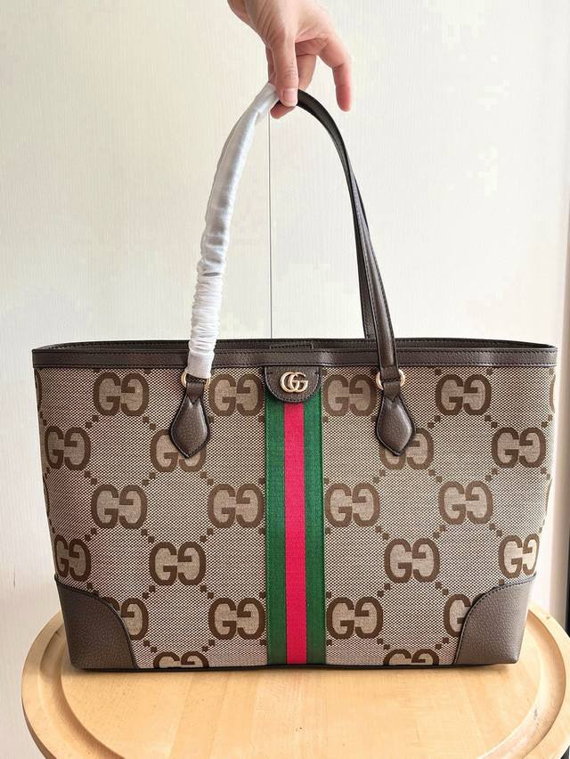 款实拍# 升级 款号：631685大G 尺寸：38-28-14Cm Gg Ophidia系列购物袋托特包Tote 字母包 磁铁搭扣款 款式实用又复古 赶紧Get