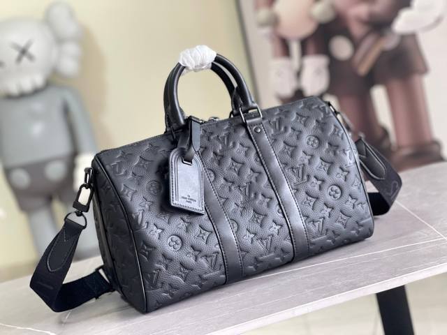 顶级原单 M46655 黑花M22765压花 顶级原单本款 Keepall BandoulièRe 35 手袋借 Monogram Eclipse 涂层帆布传递 顶级原单 M46655 黑花M22765压花 顶级原单本款 Keepall BandoulièRe 35 手袋借 Monogram Eclipse 涂层帆布传递