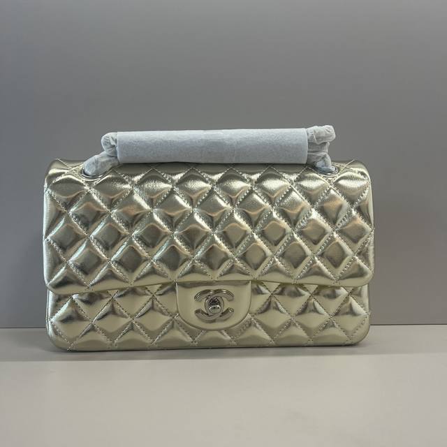 原单实拍 独家实拍 Cf 25Cm 羊皮升级版小香Cf系列 羊皮1112#经典款订制西班牙进口原厂羊皮 里內配小羊皮 手感柔软 版形超赞 独家正品开发、