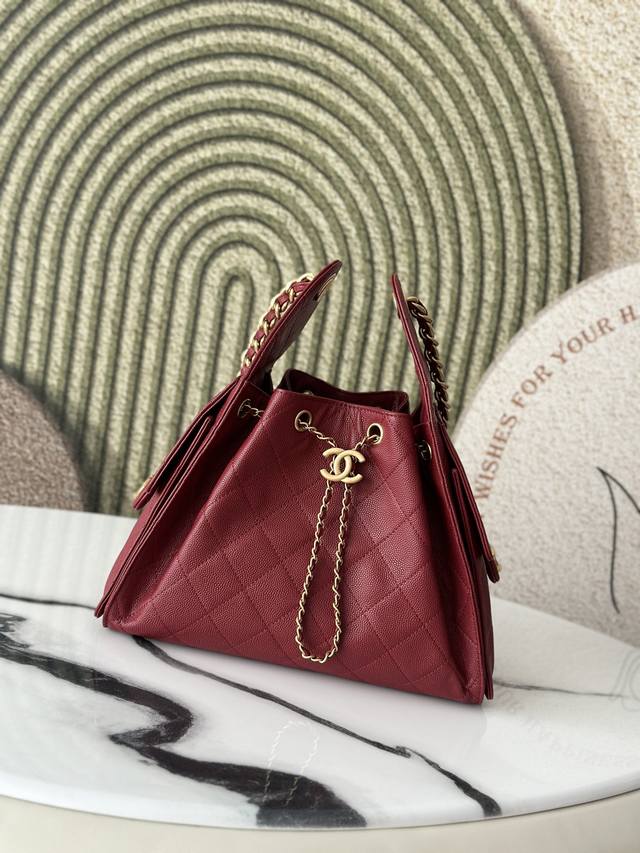 原厂皮 25C牛皮 球纹 香奈儿 Chanel Hobo 腋下包 嬉皮腋下包小号 复古金币纽扣抽绳水桶包+菱格纹+复古黑金 经典链条设计，高级感十足！日常出行必