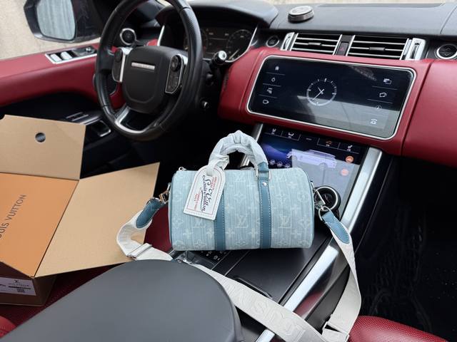 芯片版高端货 “Louis Vuutton”Lv单肩包 路易威登邮差包 M22762 Louis Vuitton Keepall 25金属件牛仔老花可调节肩带