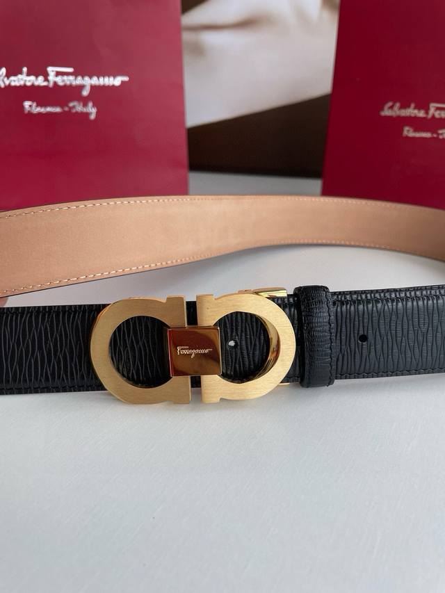 Salvatore Ferragamo菲拉格慕 意大利 男士腰带3.5Cm头层牛皮纹理，精钢斜切边特殊工艺扣头，别致款！