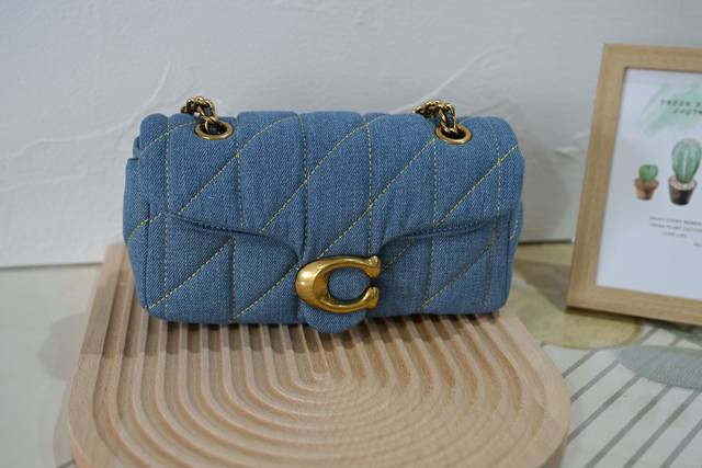 330 Coa*H新品 全皮C 牛仔Cr701 Quilting Tabby珩缝工艺的链条Tabby 酷酷的暗黑扣，低调又高级，复古的金扣选一个你喜欢的尺寸和颜