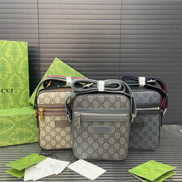 Gucci 古奇 Ophidia系列 Gg 相机包 单肩包 男女通用斜挎包 经典百搭 实物拍摄 原厂原版面料 配送防尘袋 礼盒 15 X 19 Cm。