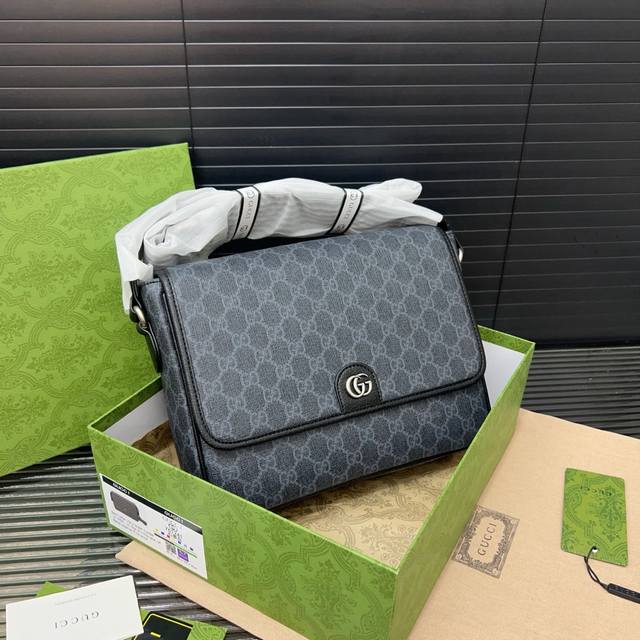 Gucci 古奇 Gg Ophidia 邮差包 翻盖单肩包 经典百搭 实物拍摄 原厂原版面料 配送防尘袋 28 X 22 Cm。