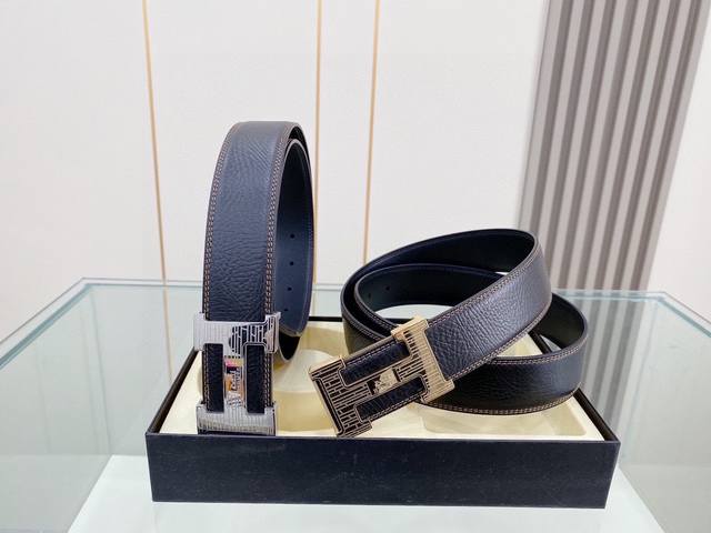 爱马仕 进口双面头层牛皮带身搭配你任何风格 随心驾驭 [奸笑]品牌腰带扣3.8Cm.宽度彰显超凡品味.顶级精品 送礼自用更显档次要便宜的请绕路 懂的来 永不过时
